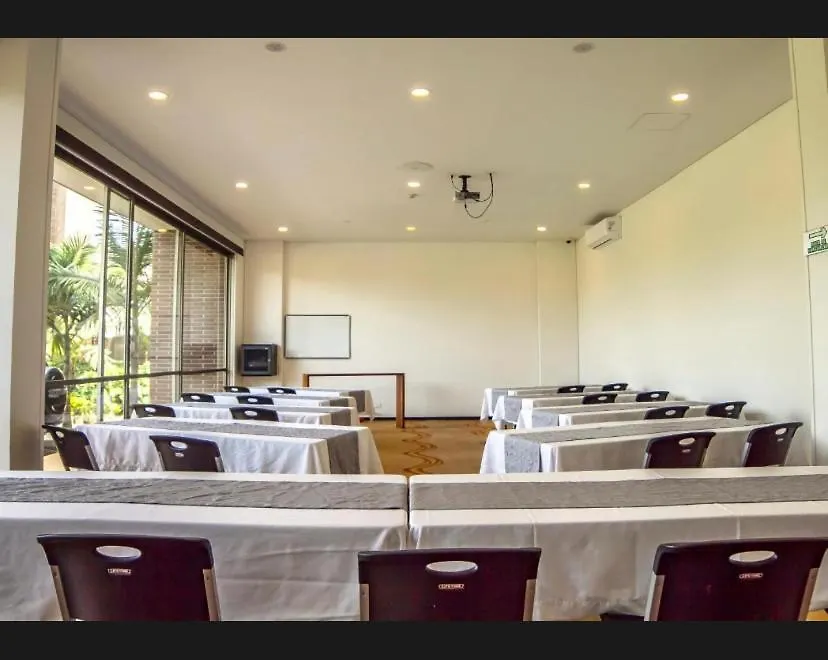 Suite De Lujo En Llano Grande - Piscina, Jacuzzi, Turco, Gimnasio Rionegro 0*,  Colombia