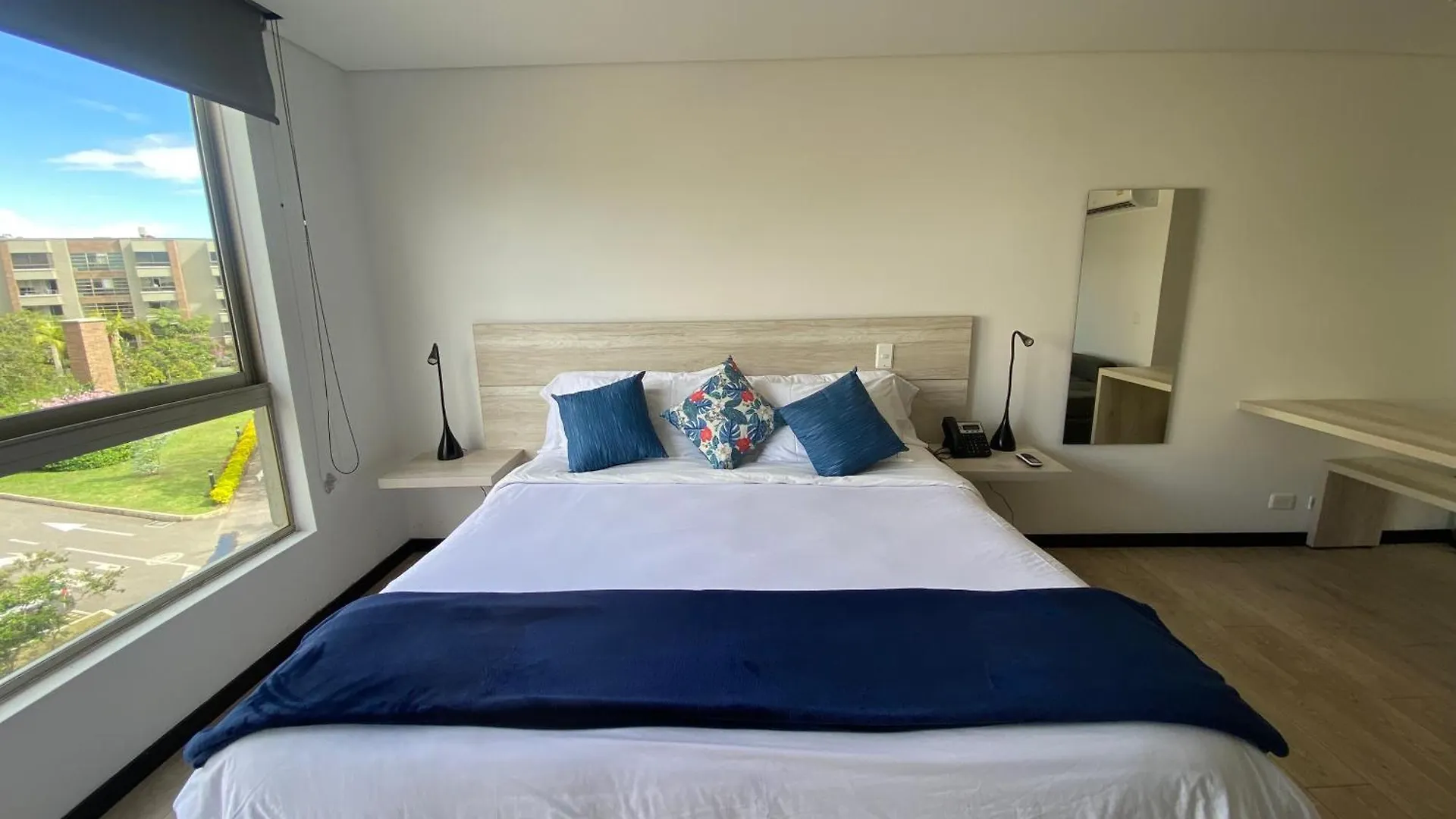 Suite De Lujo En Llano Grande - Piscina, Jacuzzi, Turco, Gimnasio Rionegro