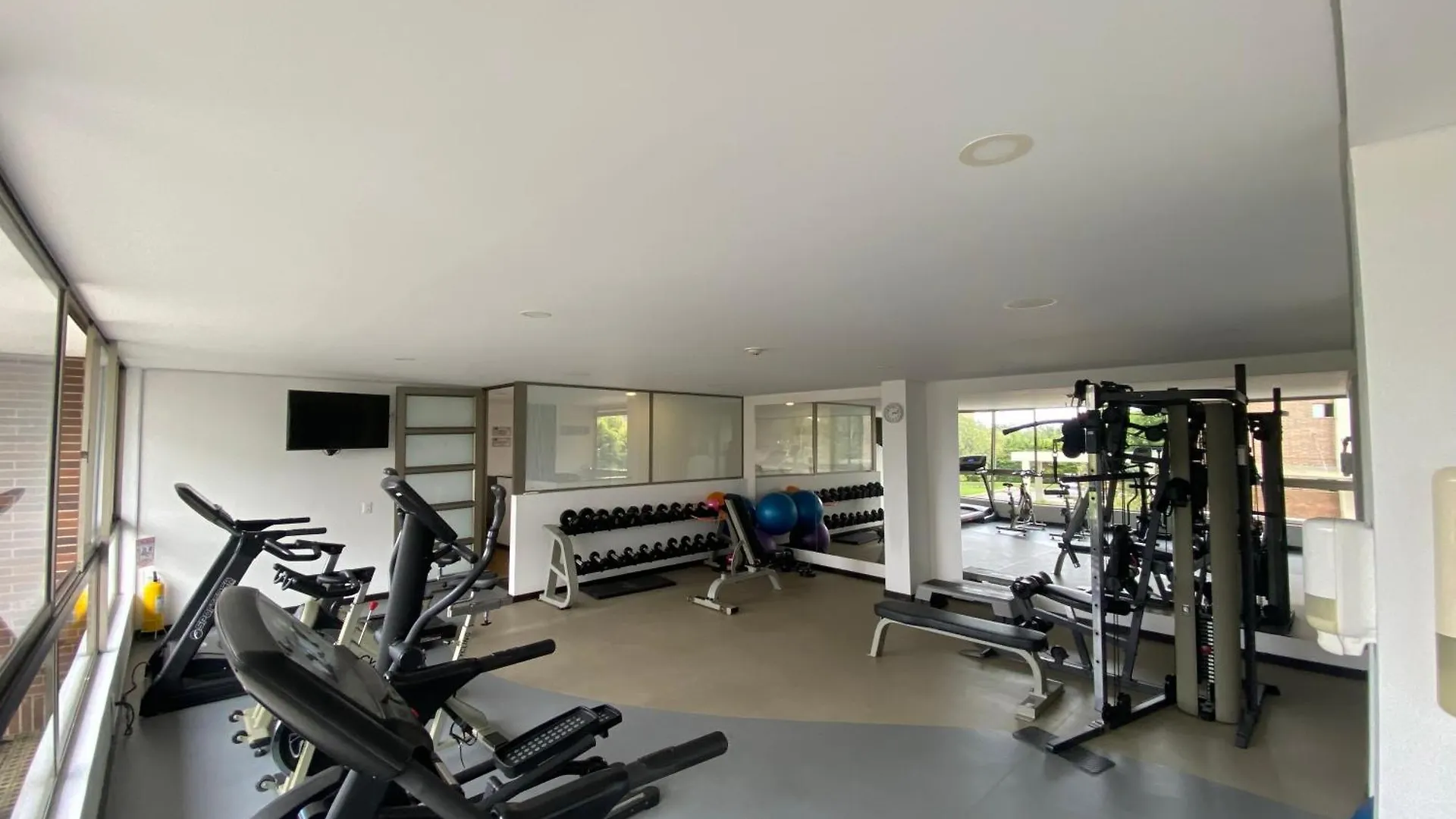 Aparthotel Suite De Lujo En Llano Grande - Piscina, Jacuzzi, Turco, Gimnasio Rionegro