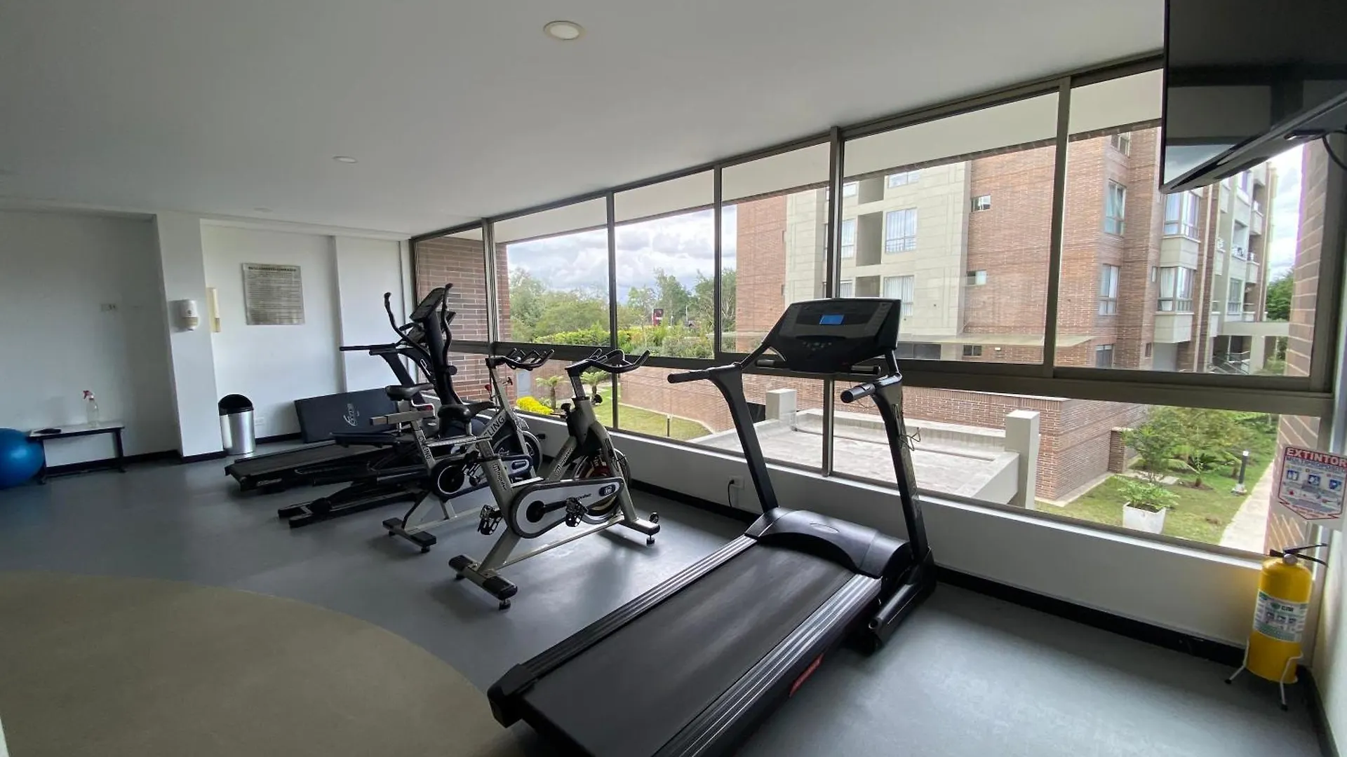 Aparthotel Suite De Lujo En Llano Grande - Piscina, Jacuzzi, Turco, Gimnasio Rionegro