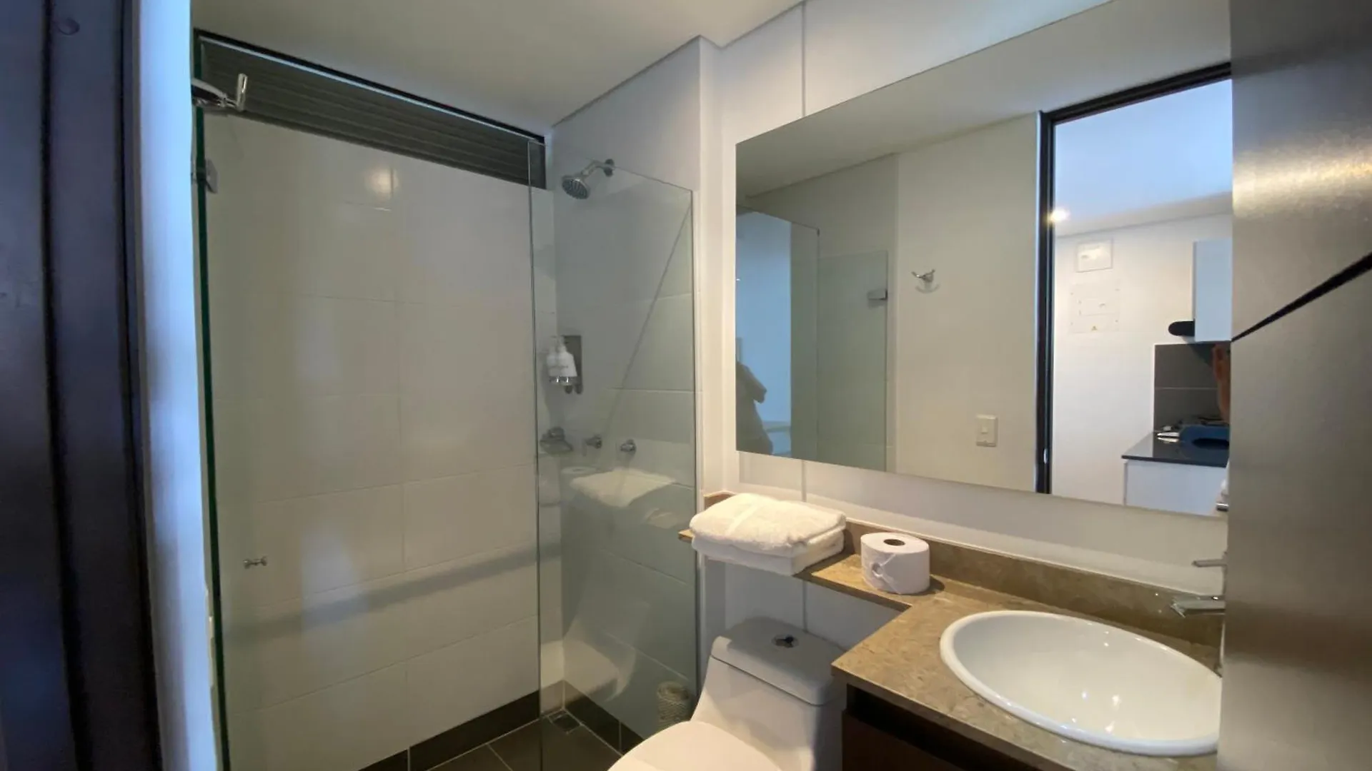 Suite De Lujo En Llano Grande - Piscina, Jacuzzi, Turco, Gimnasio Rionegro